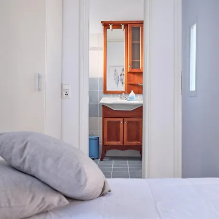 Porfyra - Cycladic House In Ampelas,
